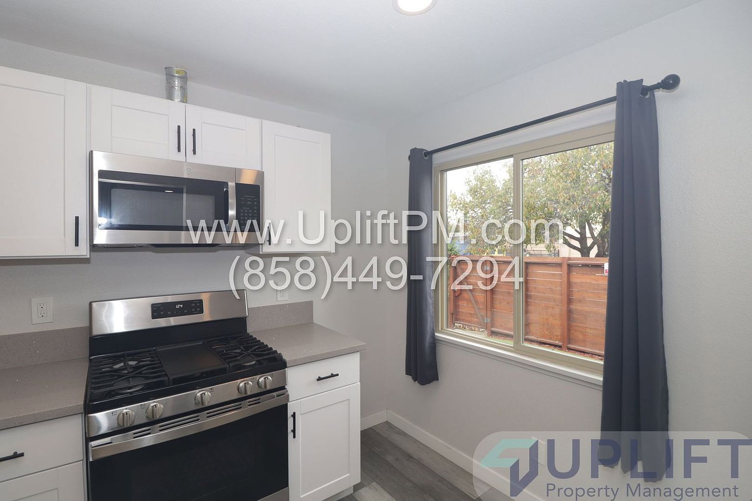 4167 Wightman Street living area